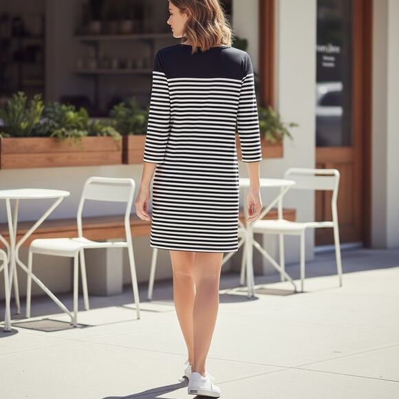 NWT Soft Joie Alyce Dress Cotton Stripes Black Cream M - Picture 2 of 7